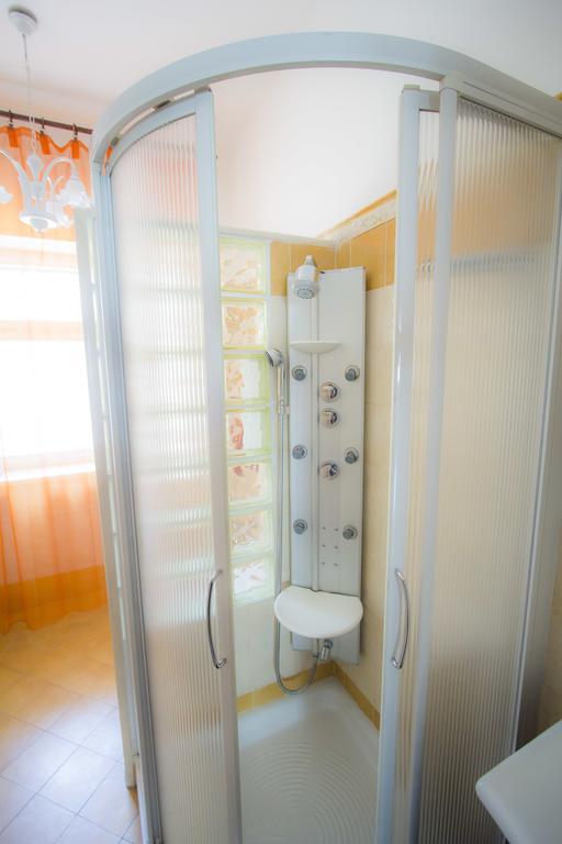 Bari Grand Central Apartment Екстериор снимка