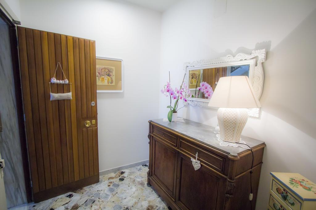 Bari Grand Central Apartment Екстериор снимка