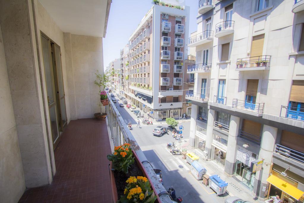 Bari Grand Central Apartment Екстериор снимка