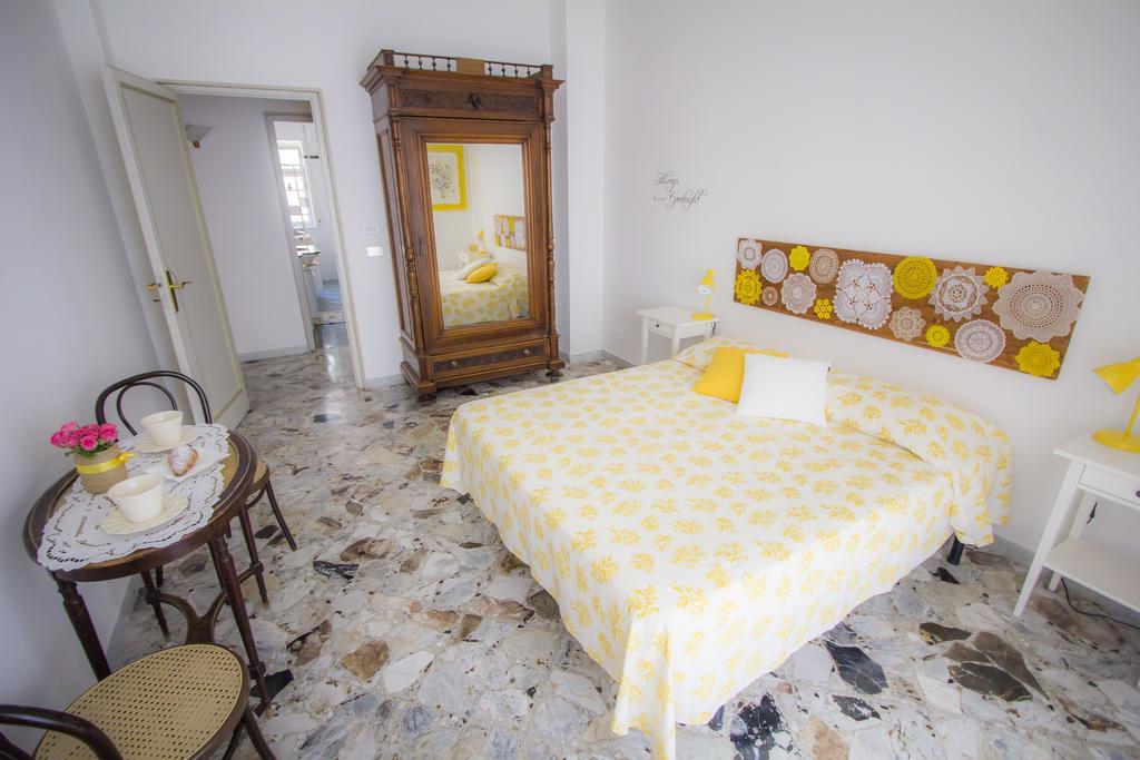 Bari Grand Central Apartment Екстериор снимка
